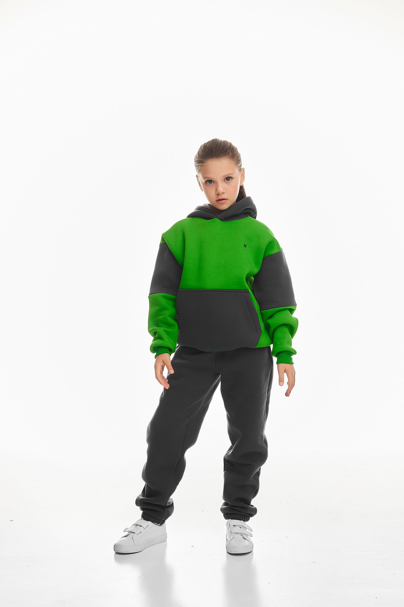 Детский спортивный утепленный костюм Kindamor Active Heat Grey/Green, флис для девочки