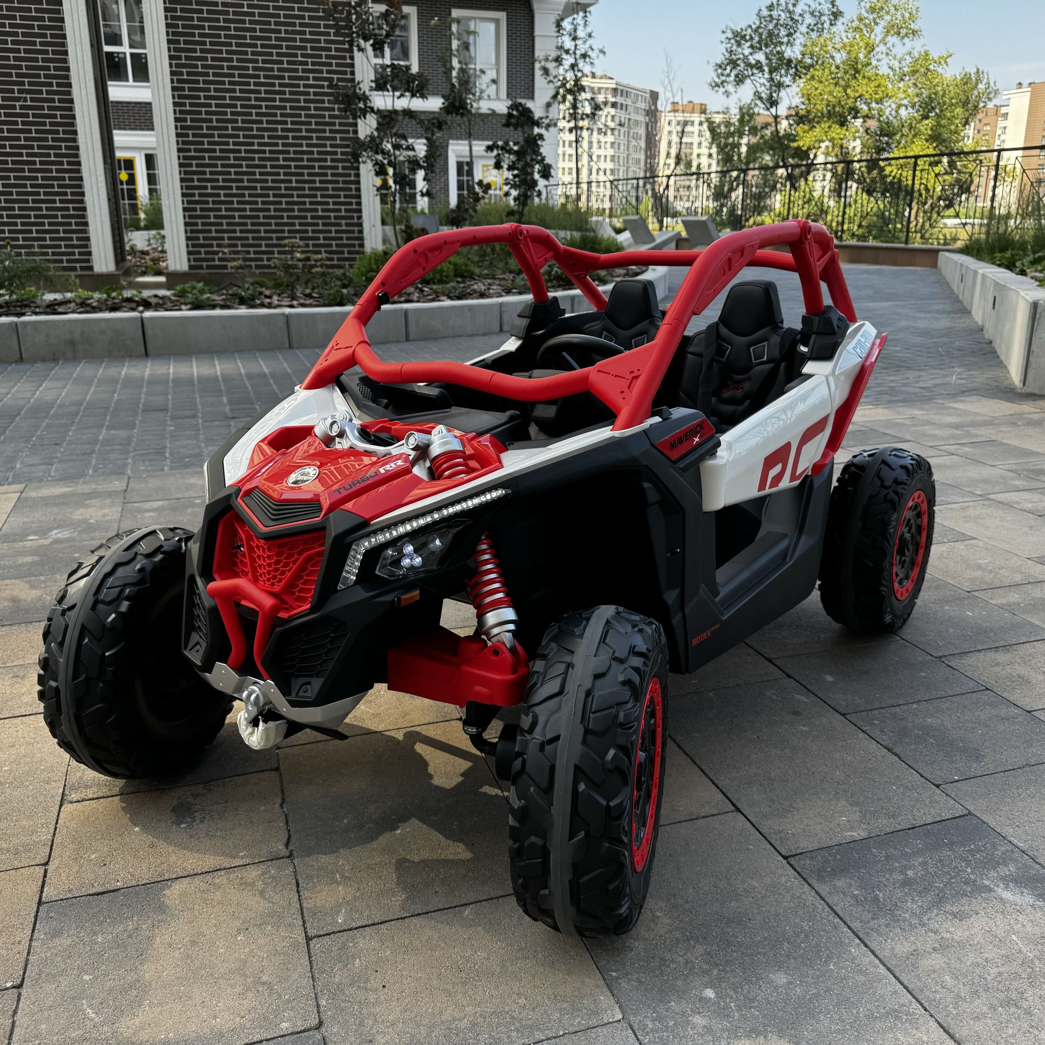 Детский двухместный электромобиль багги "WeKids Cars"