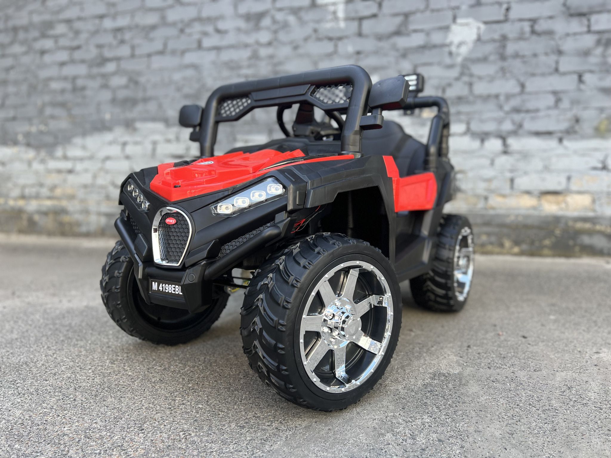 Дитячий електромобіль позашляховик Bugatti 4WD "WeKids Cars"